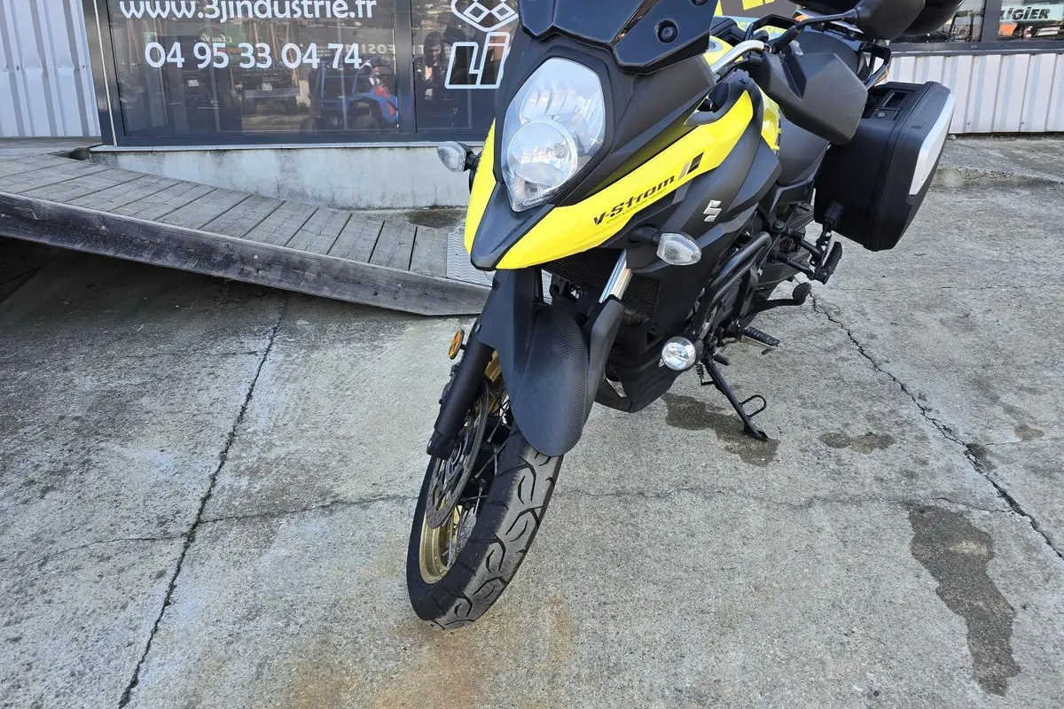 Vente SUZUKI V STROM 650