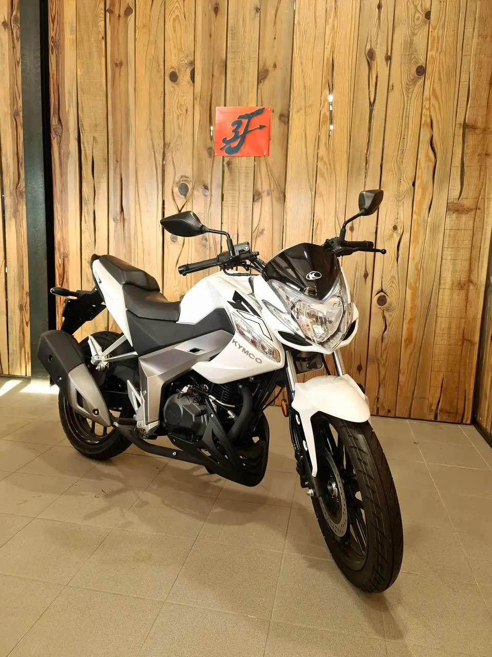 Vente KYMCO VISAR 125